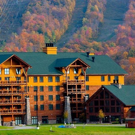 Hope Lake Lodge & Indoor Waterpark Cortland Exterior photo